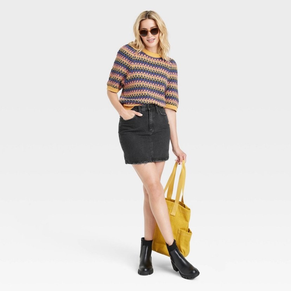 Universal Thread Black Denim Skirt Size 10